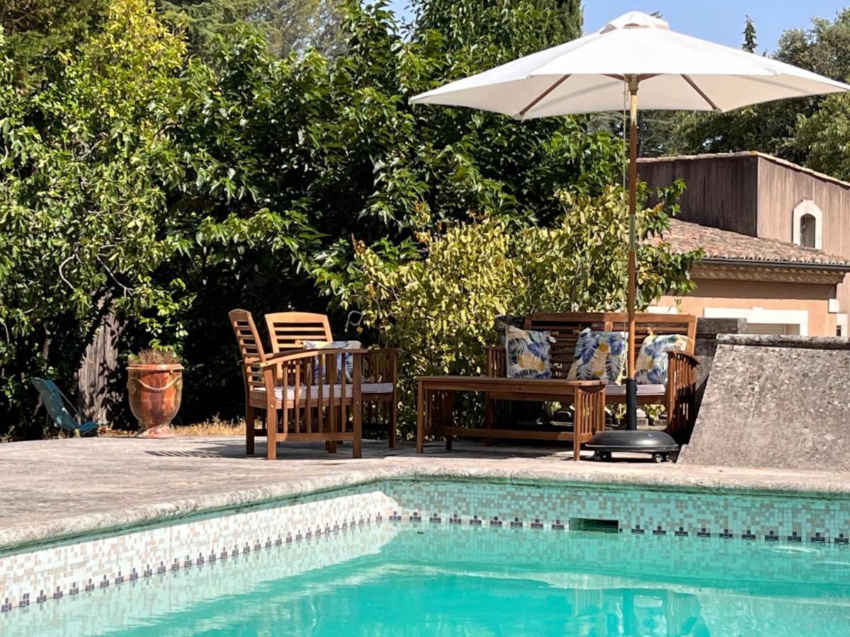 Maisonnette Independante Avec Jardin/Patio 尼姆 外观 照片